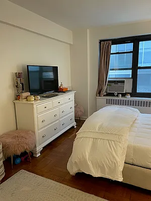 Rented by Level Group | media 18