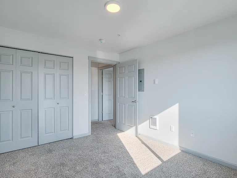 Wild Horse Mesa Apartments — Photo 38