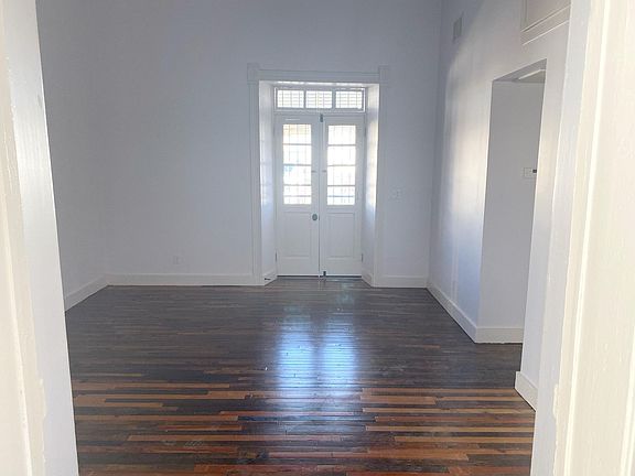3rd image of 306 San Bernardo Ave