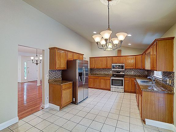 4th image of 3366 Bannerwood Dr