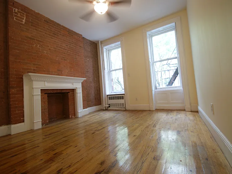 42 Morton St #2FW — Photo 1