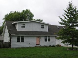 3108 W Farm Road 168, Springfield, MO 65807