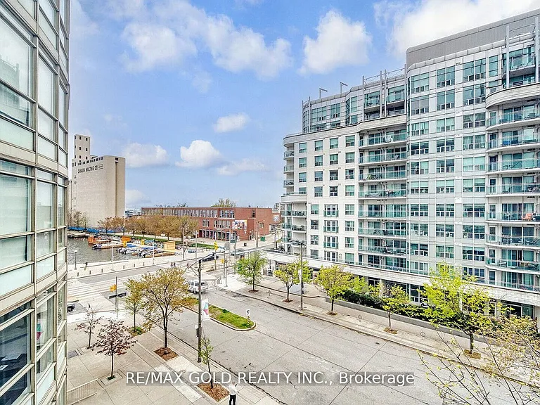 550 Queens Quay W #509 — Photo 39