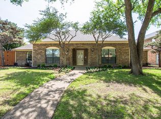 6822 Rocky Top Cir, Dallas, TX 75252