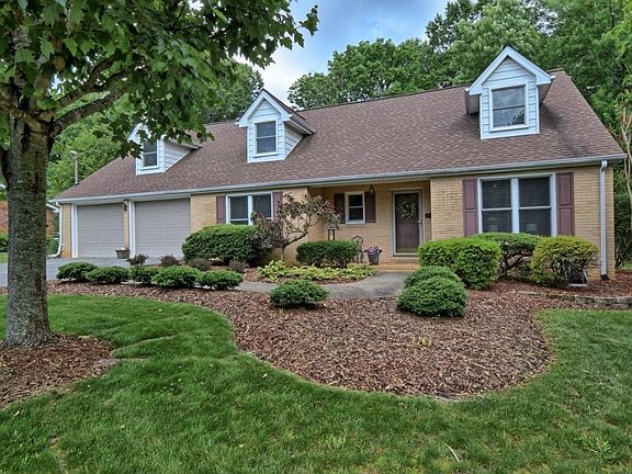 2nd image of 3400 Pine Timbers Dr