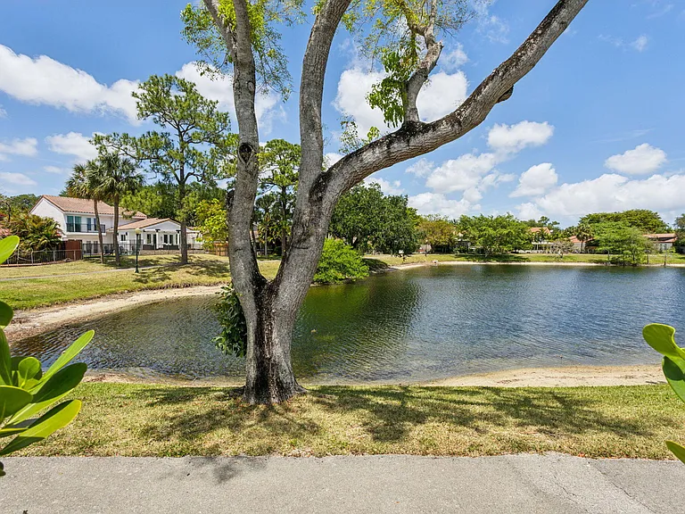 6601 Sweet Maple Ln — Photo 42