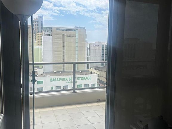 4th image of 575 6th Ave Unit 905