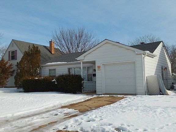 4th image of 131 N Sumac Ave