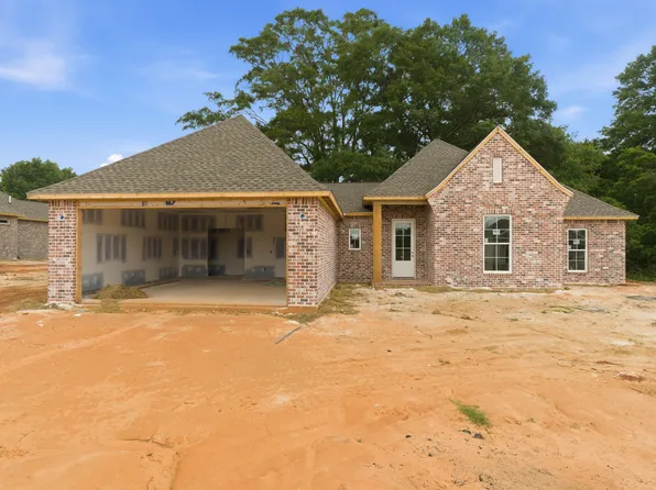 124 Micawber Loop, Hattiesburg, MS 39402