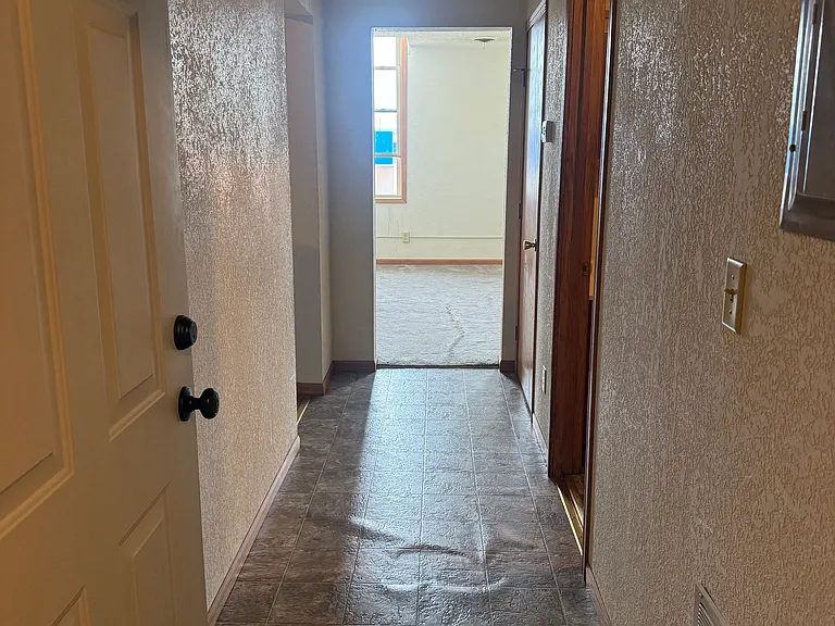 1422 Tower Ave #2 — Photo 9