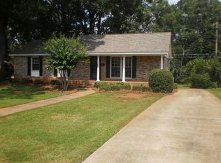 341 Moorefield Dr, Talladega, AL 35160