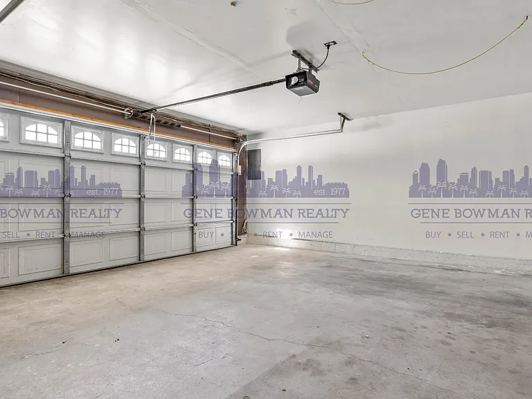 2409 Fleetwood St — Photo 14