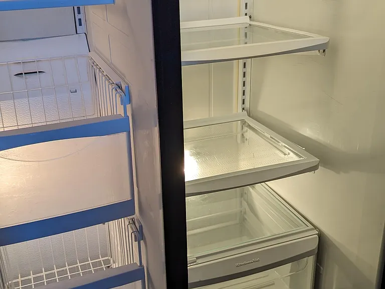 Refrigerator inside