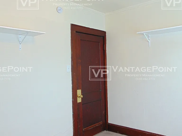 605 W Walnut St #2 — Photo 10