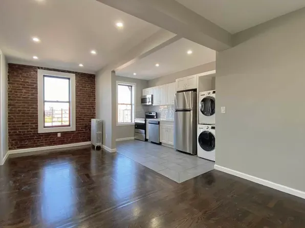 3520 De Kalb Avenue image 1 of 4