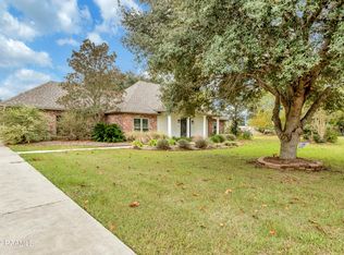 2002 Winfred Rd, Maurice, LA 70555
