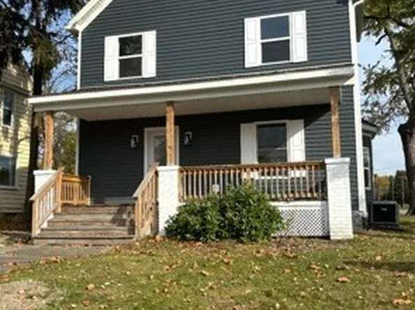 137 Gilbert Ave, Niles, OH 44446