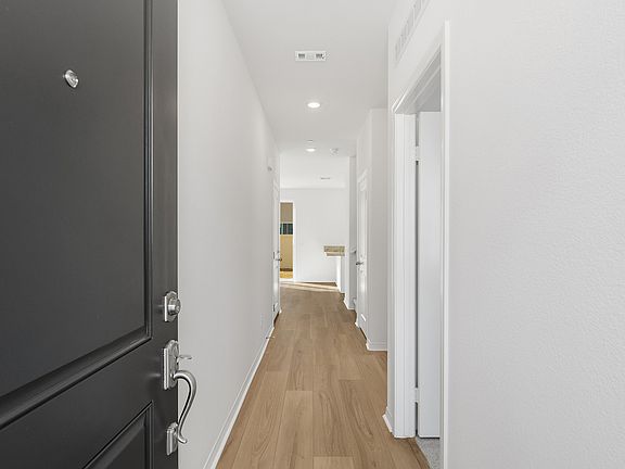 4th image of 36825 Camino Springs Ave