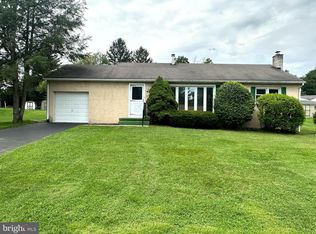 11 Beechwood Dr, West Brandywine, PA 19320
