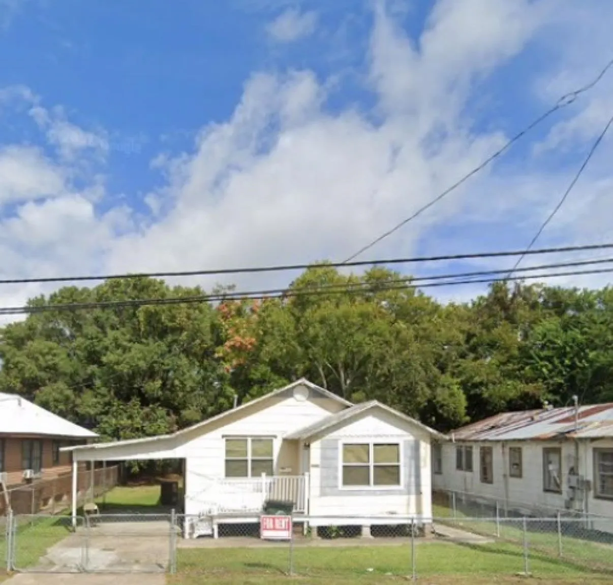 3 bed, 1025 sqft, $1,500 — Photo 1