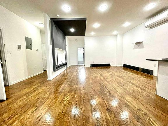 3rd image of 14 Woodbine St #3A