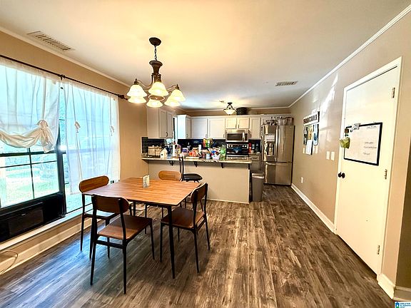 5th image of 130 Green Pond Rd