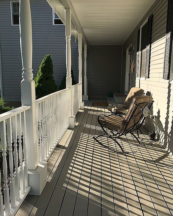 1st image of 27 Belinsky Cir