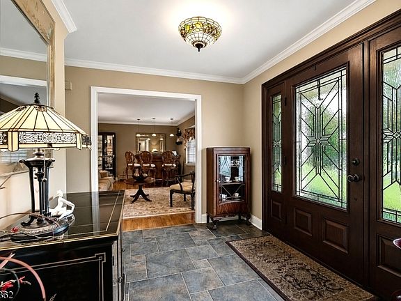4th image of 16 Brookside Rd
