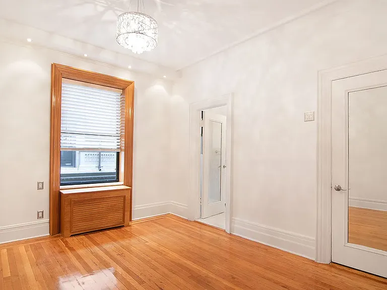 853 7th Ave #12B — Photo 9