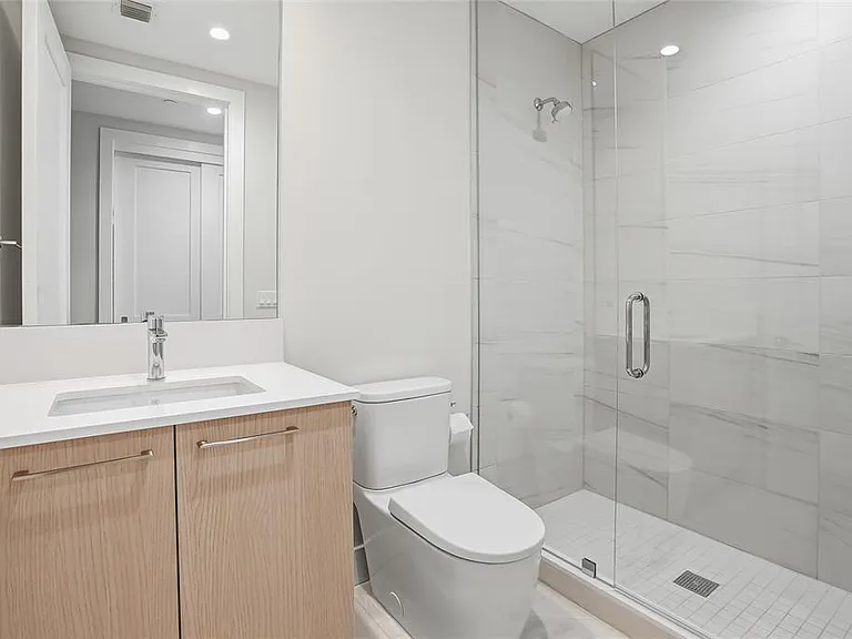 275 1st Ave S #1003 — Photo 71