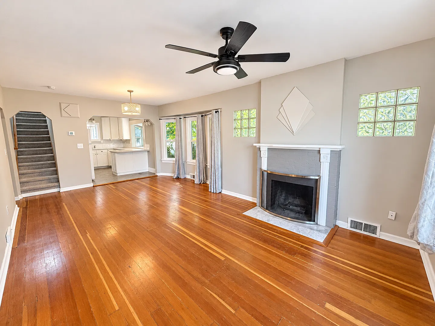 318 E 29th Ave Spokane WA 99203 — Photo 2