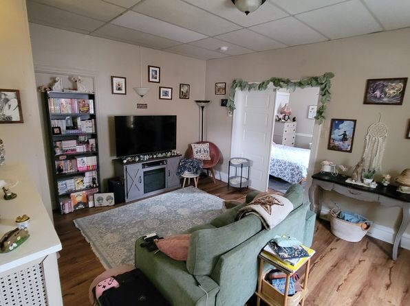 211 E Broad St #C2