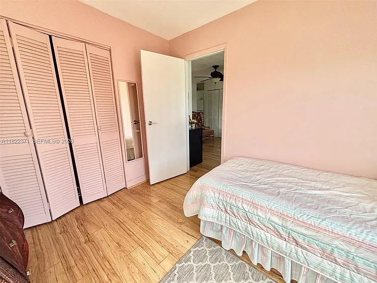 1125 SE 14th Pl #21C — Photo 11