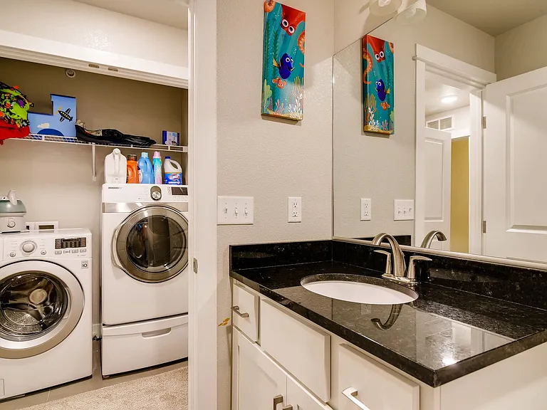 2608 Kansas Dr #B113 — Photo 24