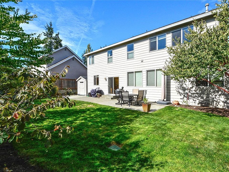2nd image of 4808 211th St SW