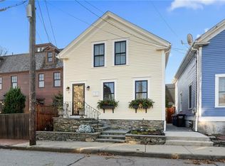 54 2nd St, Newport, RI 02840
