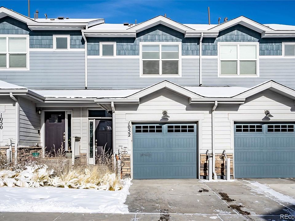 1st image of 1052 Oak Cir