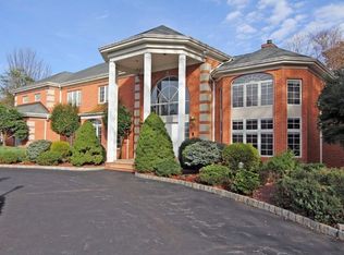18 Nathan Dr, Towaco, NJ 07082