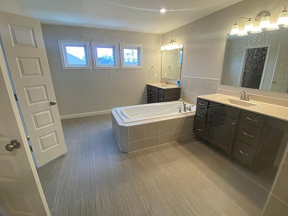 4th image of 14567 Meadow Bend Dr