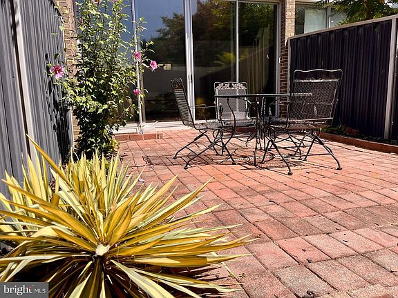 5th image of 1340 4th St SW #T