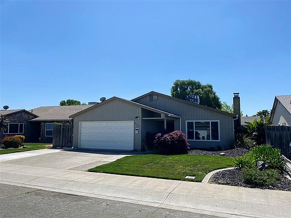 2nd image of 2145 Newbury Cir