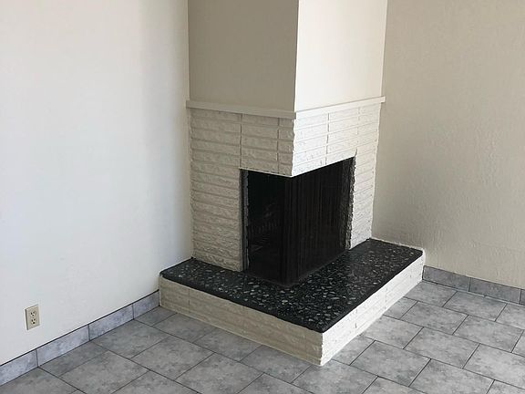 3rd image of 425 Greenwich St APT 3