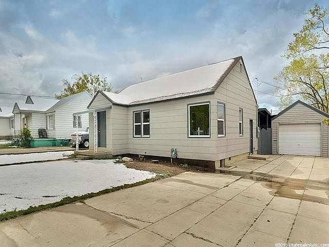 1st image of 447 Parkway Ave