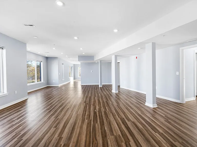 1352 N 27th St - DPD 4676 Pyramid — Photo 15