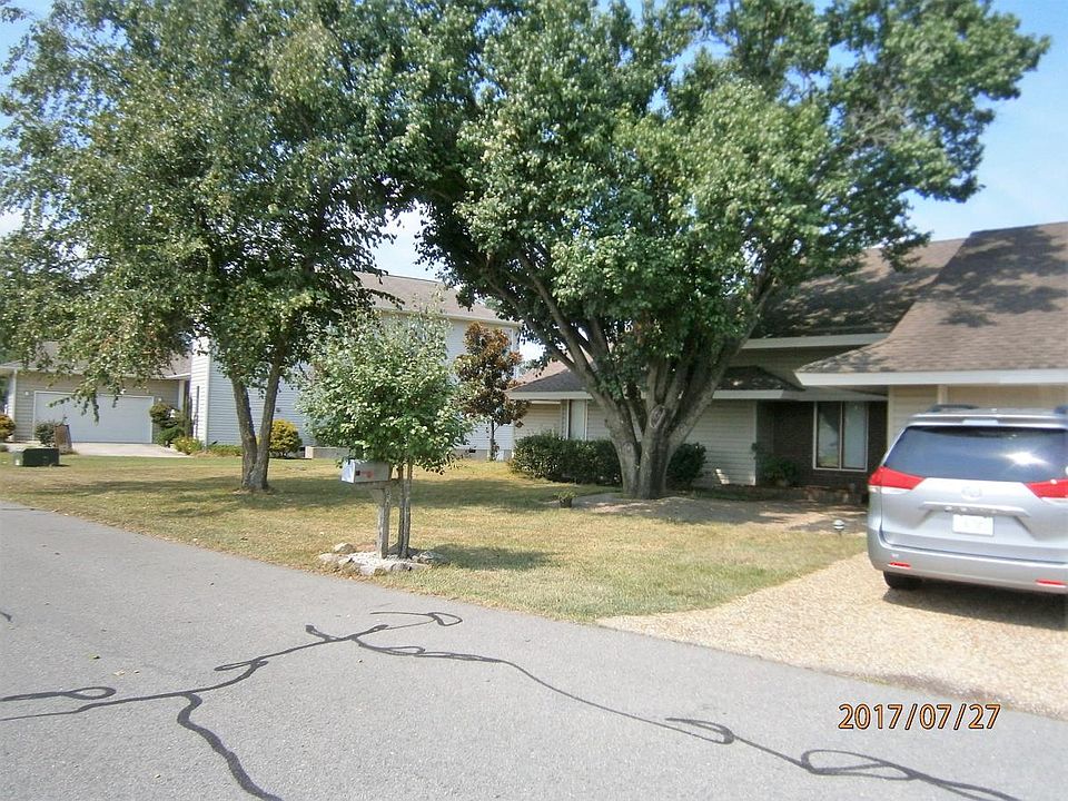 1st image of 818 Castleberry Ct
