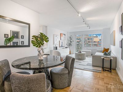 201 W 70th St APT 22G, New York, NY, 10023