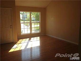 4th image of 119 Hollow Brook Dr