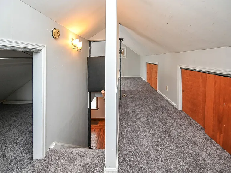409 Ada St — Photo 18