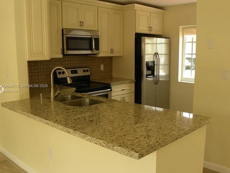 14742 SW 92nd Street Rd — Photo 6