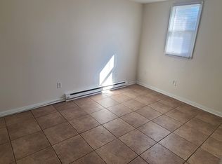 246 S 4th Ave APT A, Kankakee, IL 60901